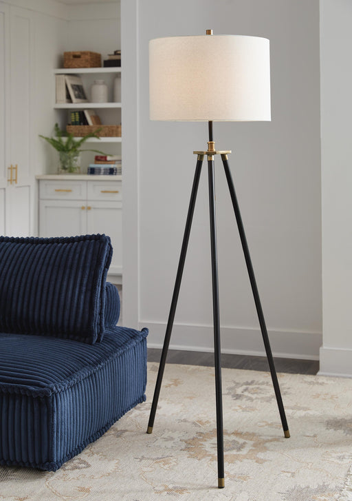 cashner-floor-lamp
