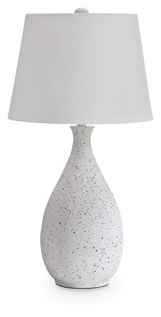 wyattford-table-lamp