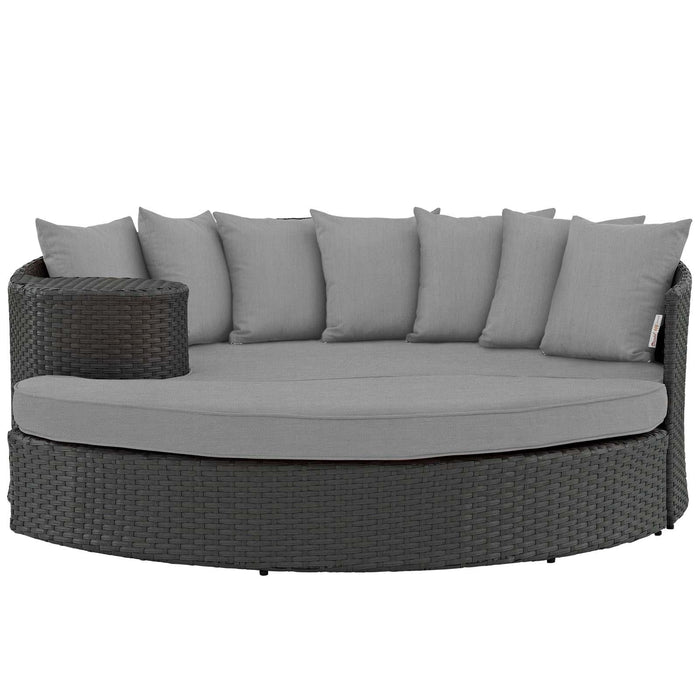 Sojourn Outdoor Patio Sunbrella� Daybed