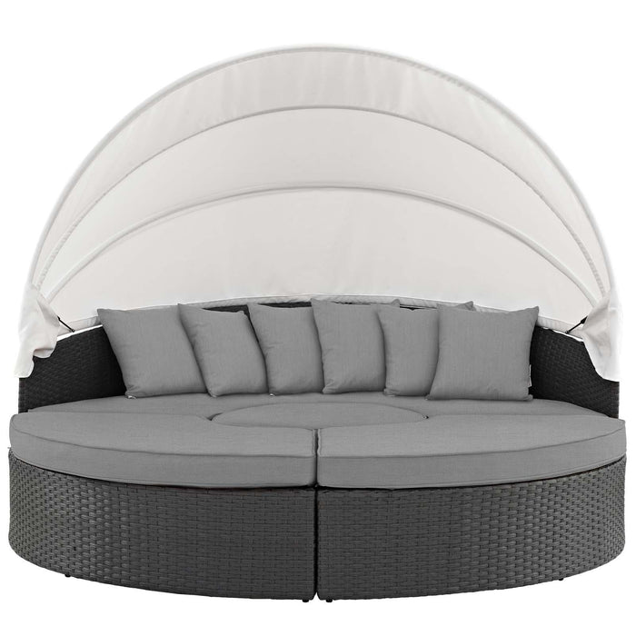 Sojourn Outdoor Patio Sunbrella� Daybed