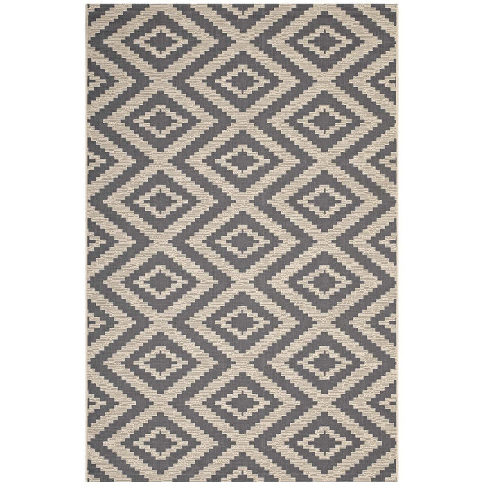 Jagged Geometric Diamond Trellis 8x10 Indoor and Outdoor Area Rug image