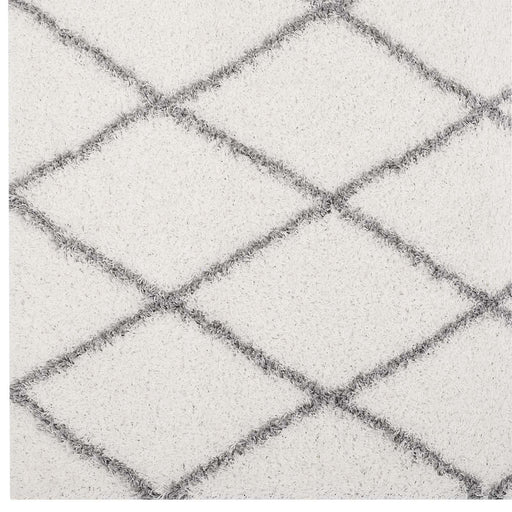 toryn-diamond-lattice-5x8-shag-area-rug