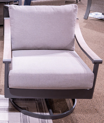 ocean-beach-outdoor-swivel-lounge-with-cushion