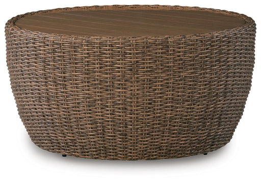 double-point-outdoor-coffee-table