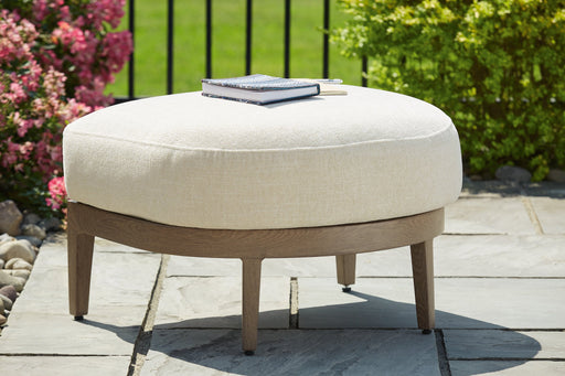 serene-bay-outdoor-ottoman-with-cushion