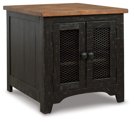 valebeck-end-table-set