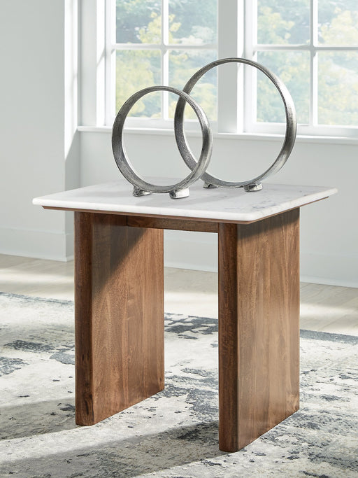 isanti-end-table