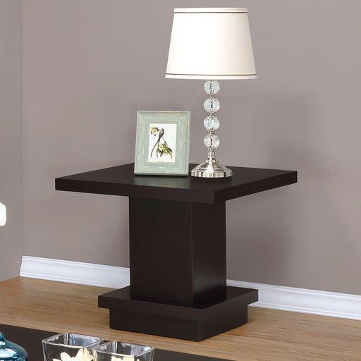 reston-end-table