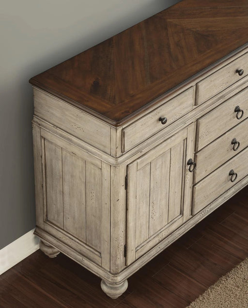 flexsteel-wynwood-plymouth-buffet-in-two-toned-w1147-826