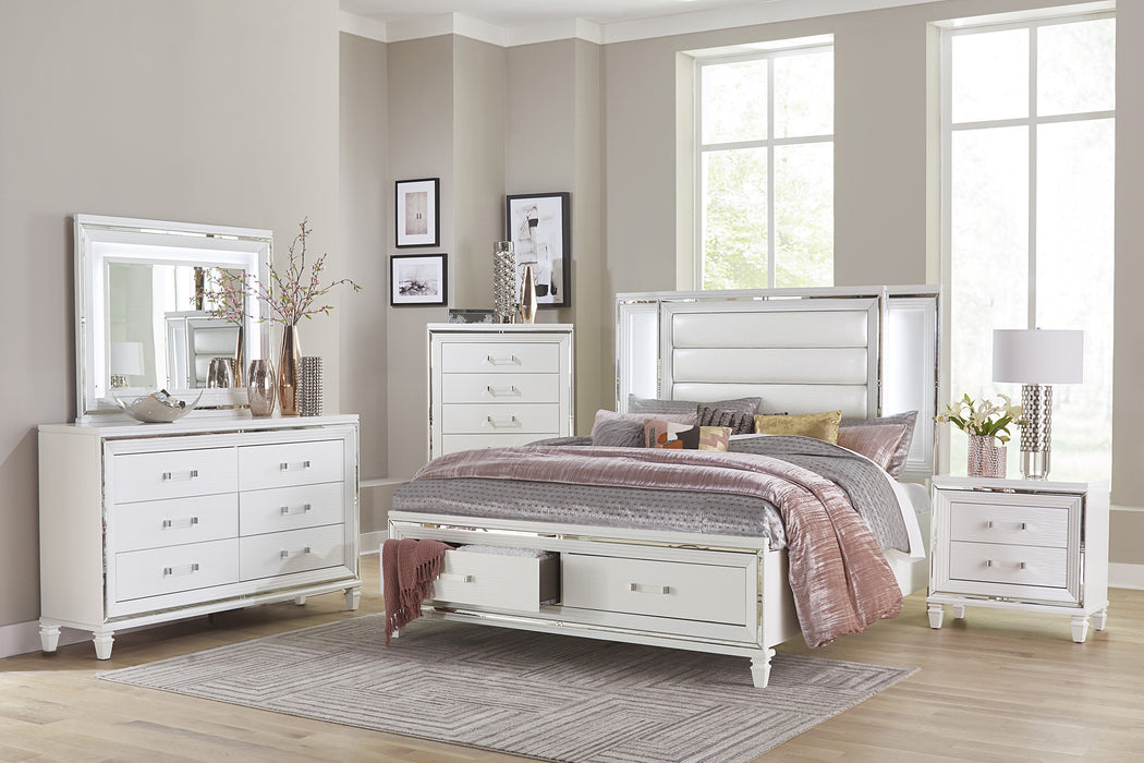 Tasmin Chest WHITE METALLIC