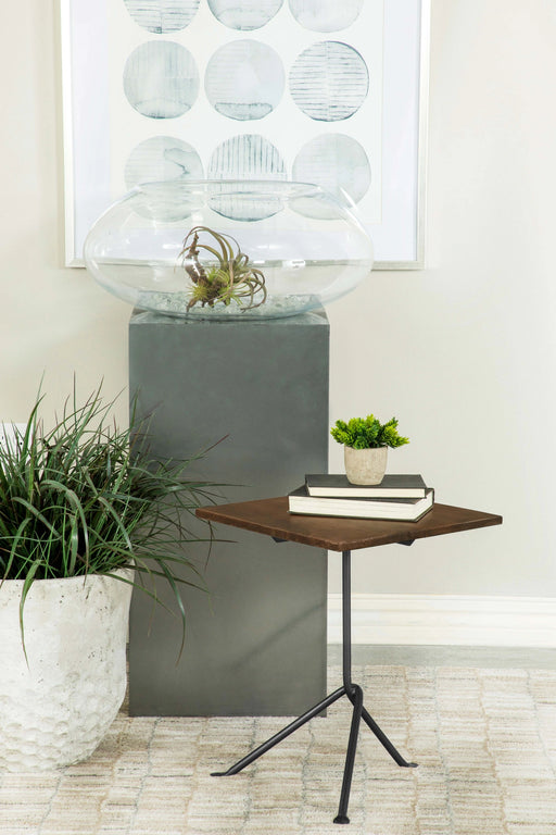 heitor-side-table