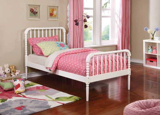 jones-open-frame-platform-bed