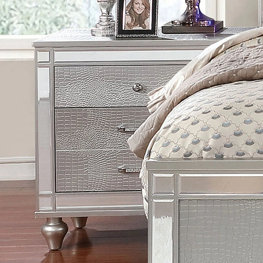 brachium-silver-night-stand