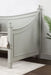 lycoris-daybed