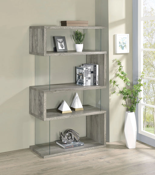 emelle-bookshelf