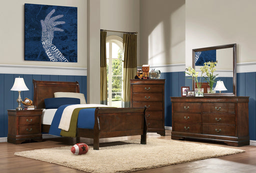 mayville-chest