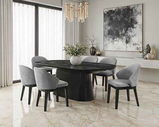 tottenham-oval-dining-table-1