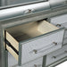 galea-dresser
